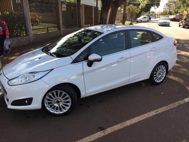 Fiesta Sedan Titanium 1.6 P. Shift 2014