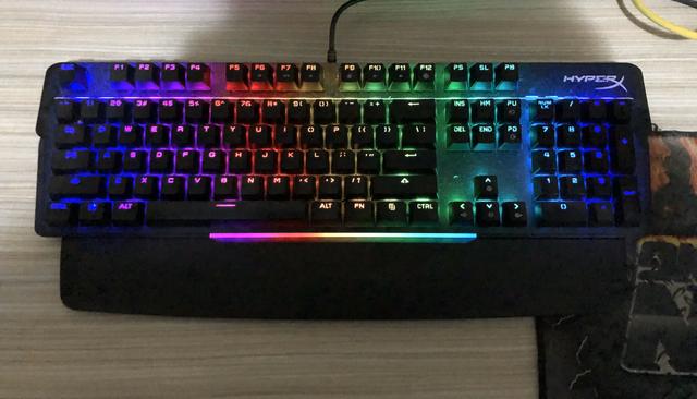 Teclado Mars RGB!