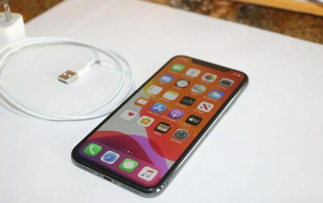 IPhone X 64gb R$ 2.999