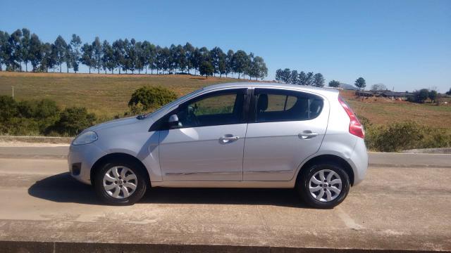 Vendo ou troco Palio Attractive 2014 22.000,00 - Foto 4