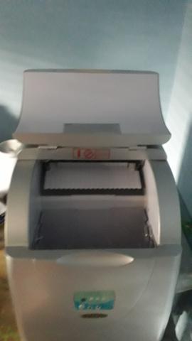 Maquina de gelo - Foto 2