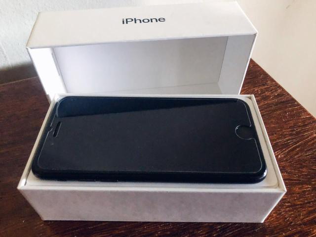 IPhone 7 MATTE 32 GB