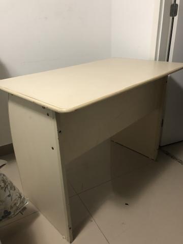 Mesa e cadeira de escritório - Foto 2