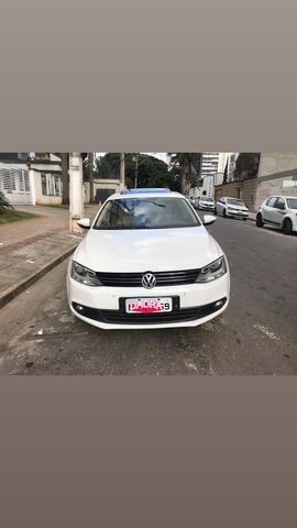 Jetta 11/12 tiptronic completão