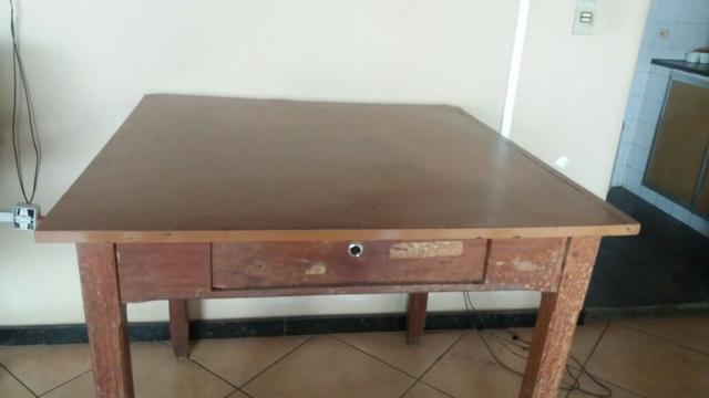 Mesa de madeira maciça - Foto 2