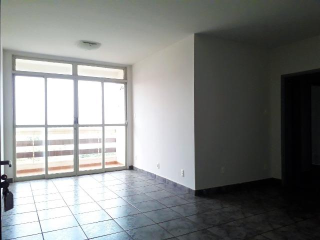 Apartamento Centro 3 Quartos - Foto 6