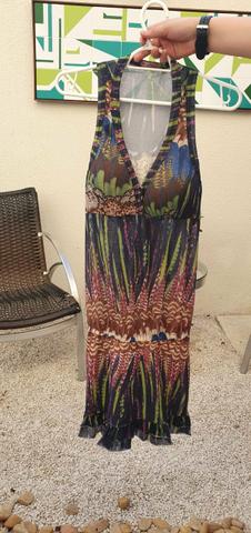 Vestido curto com bojo