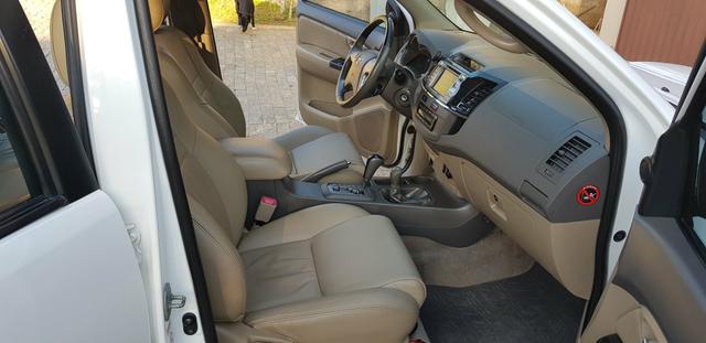 Hilux SW4 SRV 3.0 Diesel 4x4 - Foto 13