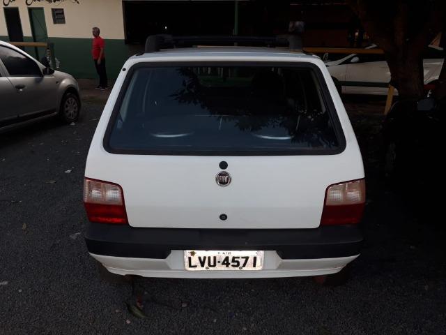 Troco ou Vendo Fiat Uno 1.0, ano 2006 todo revisado - Foto 2
