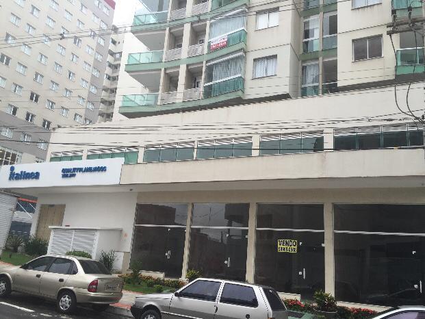 Murano Imobiliária aluga loja na quadra do mar, na Praia de Itaparica, Vila Velha - ES.