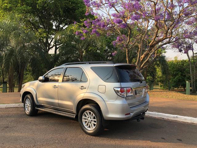 Vendo SW4 2014/2015 SRV 3.0 Diesel 4x4 - 7 lugares - Foto 3