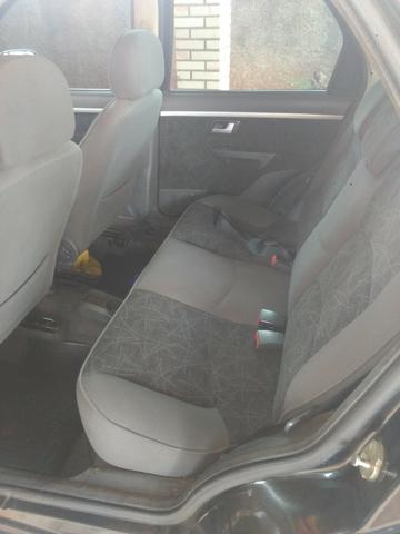 Fiat Siena 1.4 Tetrafuel -2.010/2010 - completo - Foto 9