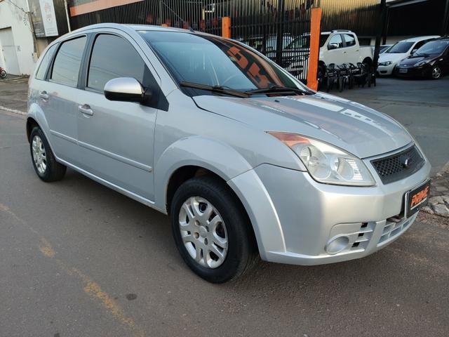 Ford fiesta 1.0 completo 2009 muito conservado - Foto 4