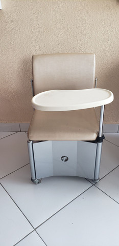 Cadeira Sirandinha para manicure