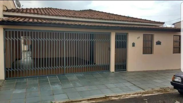 Captação de Casa a venda na Avenida Hugo Betarello - de 4220 a 99998 - lado par, Parque Franville, Franca, SP
