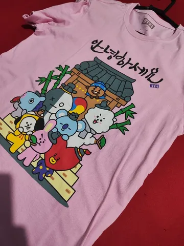 Camiseta BTS. BT21 unissex - Renner