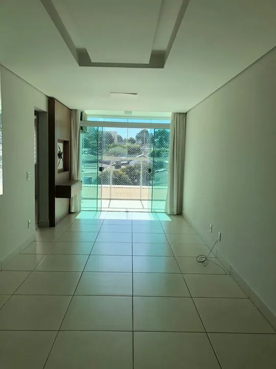 Apartamento próximo center shopping 