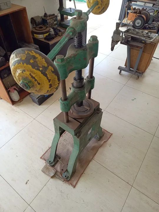 Prensa balacim manual 14 toneladas  - Foto 2