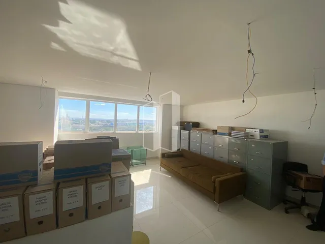 Sala Comercial em Jardim Goiás - Goiânia, GO