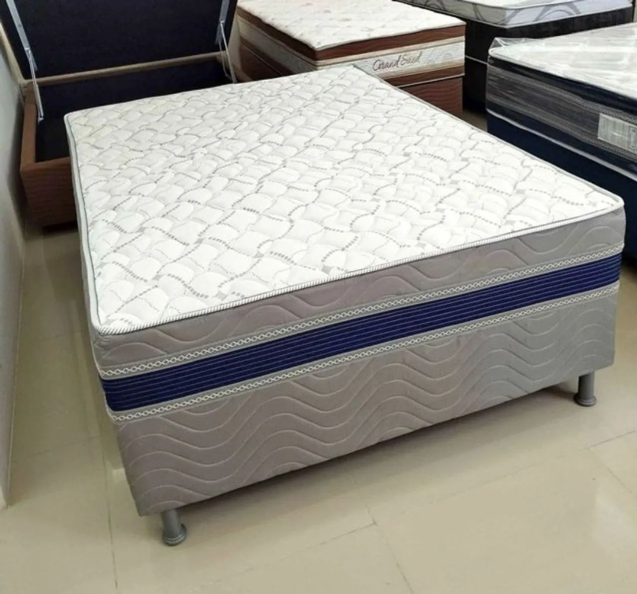 Cama unibox casal bon sono 18cm molas ensacadas 
