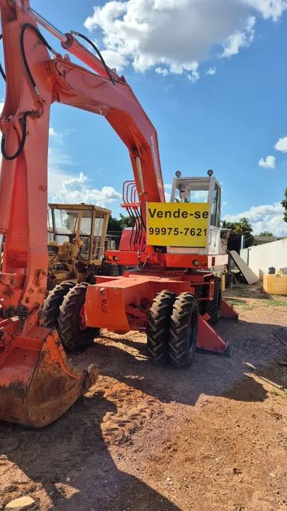  Escavadeira Case Poclain LC80 joystick- Totalmente Reformada, Completa e Pronta para Oper