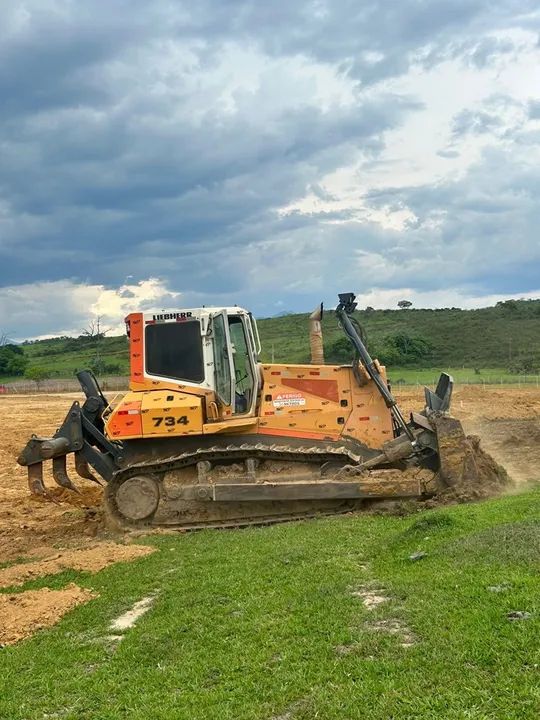 Trator de Esteira Liebherr 734 - porte D6 - Foto 3