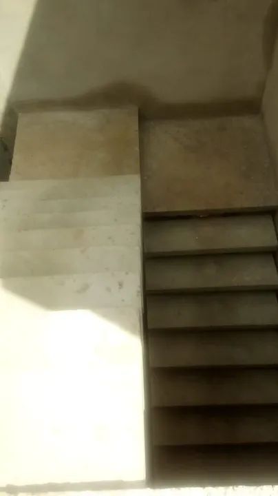 Escadas modelo em U  na viga central.  - Foto 4