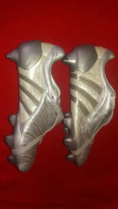 Chuteira adidas predator pulse david beckham silver dragon trx sg n41br