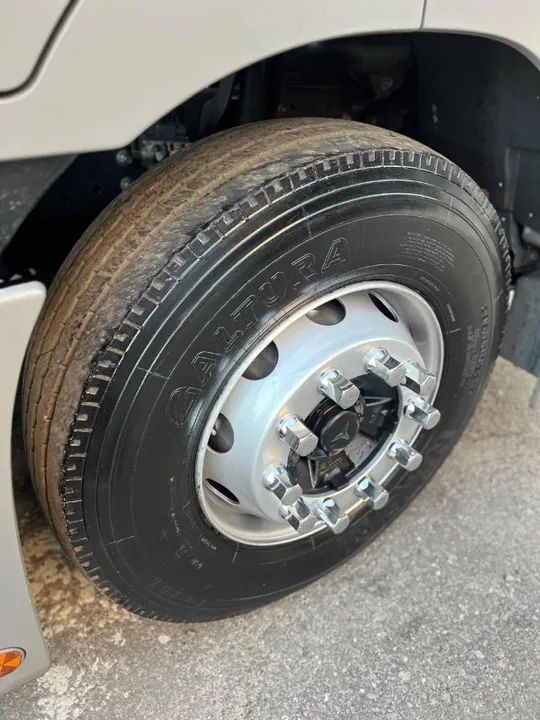 mb axor 2041 toco 2018 completo teto alto  - Foto 12