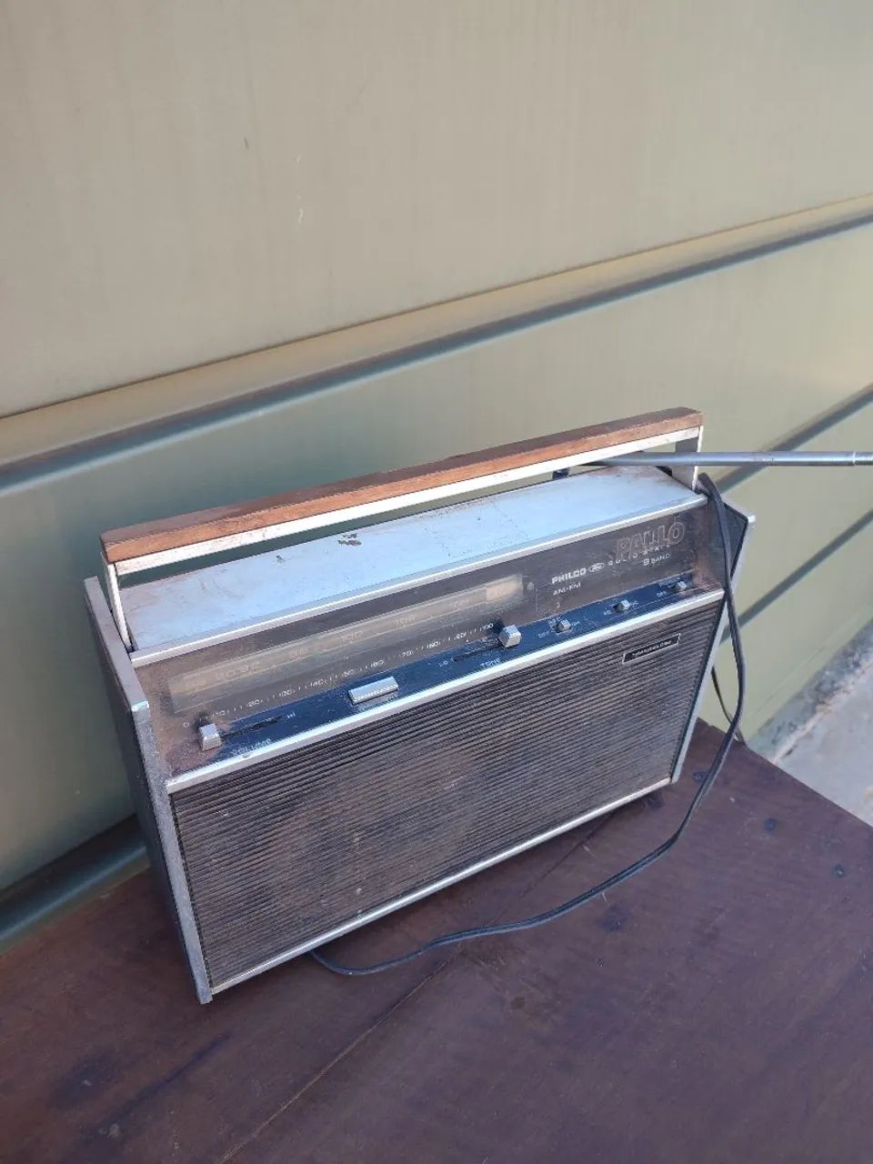 rádio antigo 
