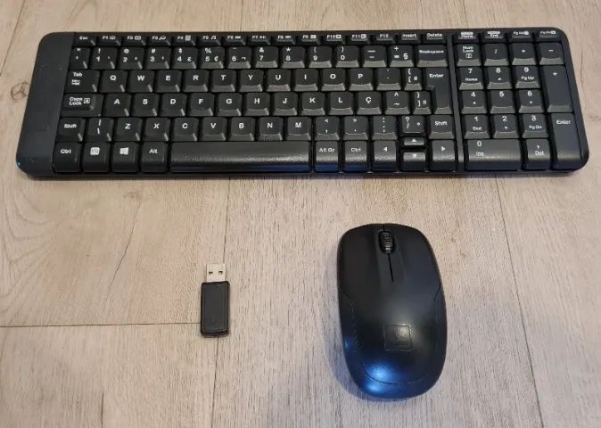 Combo Teclado e Mouse Logitech Sem fio - MK220 - Seminovo - Foto 2