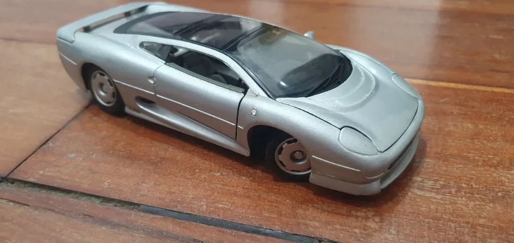  Jaguar Xj220 - Maisto 1/24 - Foto 4