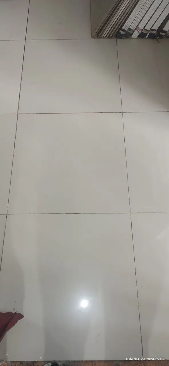 Piso porcelanato Branco 60x60cm - Foto 3