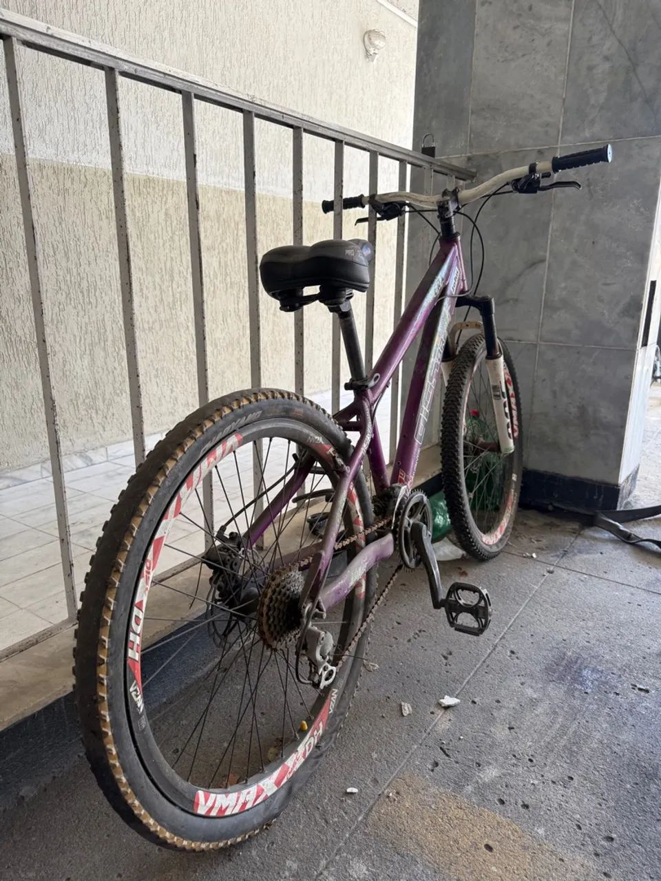 2 BICICLETAS GIOS (PAGANDO 1.800 levas as duas) *Leia a descrição*