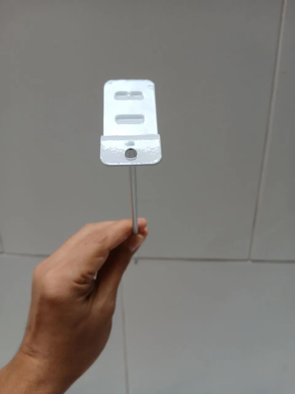 27 Ganchos para painel canaletado - Foto 3