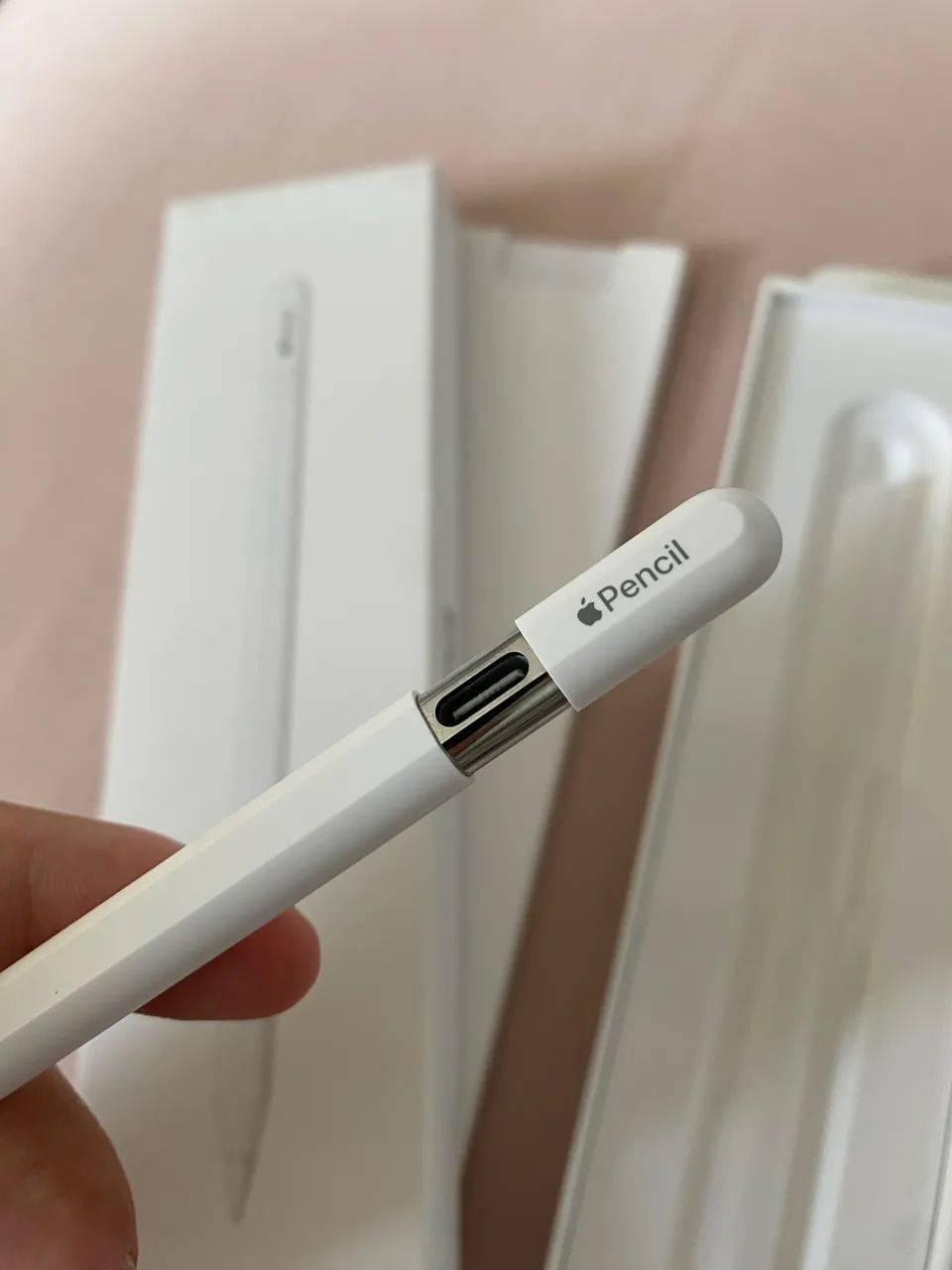 Apple Pencil USB-C - Tablets e E-Readers - Campo Comprido