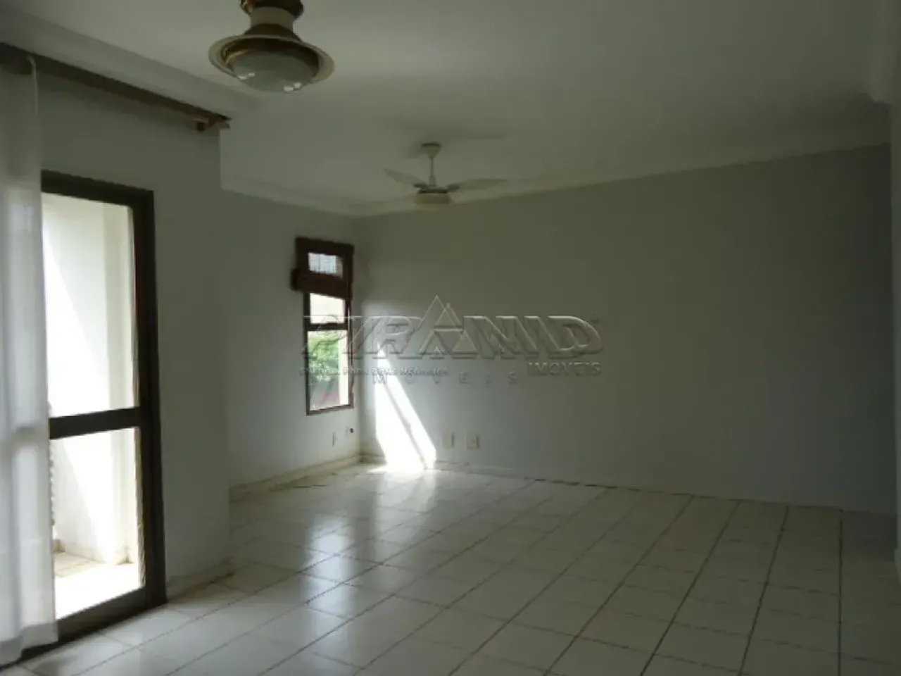 Apartamento padrão, Bairro Santa Cruz, Zona Sul em Ribeirão Preto/SP;