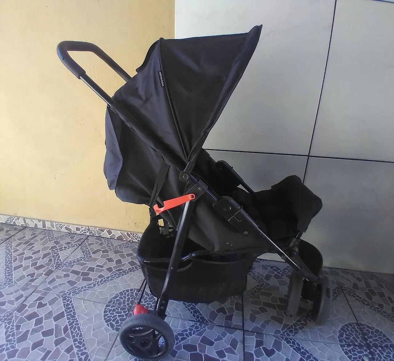 Carrinho de bebê usado. 50 reais - Foto 2