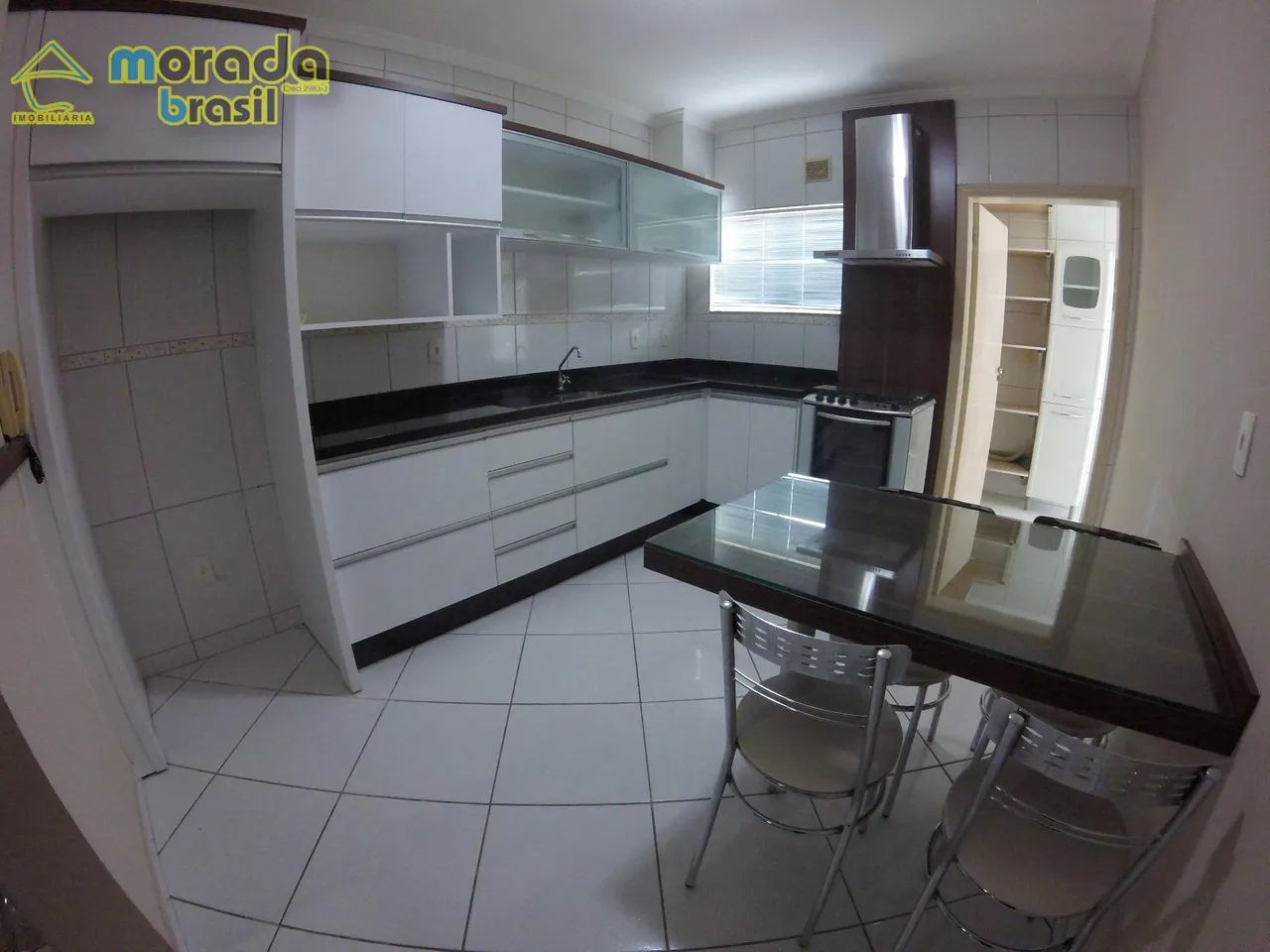 Imóvel para aluguel possui 70 metros quadrados com 2 quartos - Foto 4