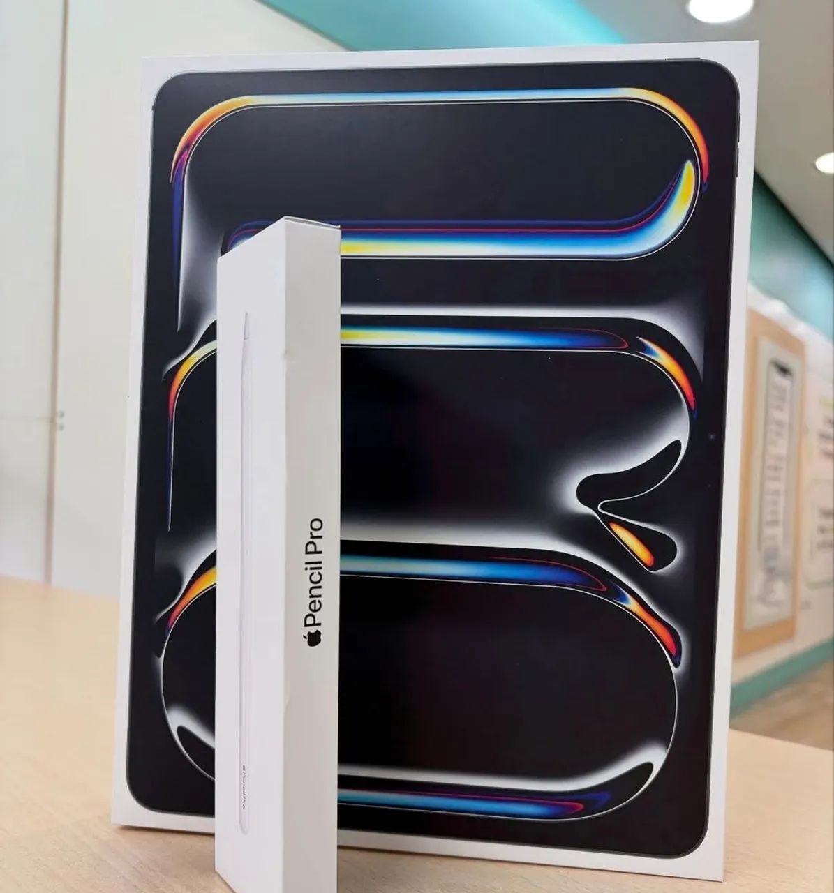 Ipad Pro M5 13 Pol 256GB Wi-Fi - Tablets e E-Readers - Castanheira