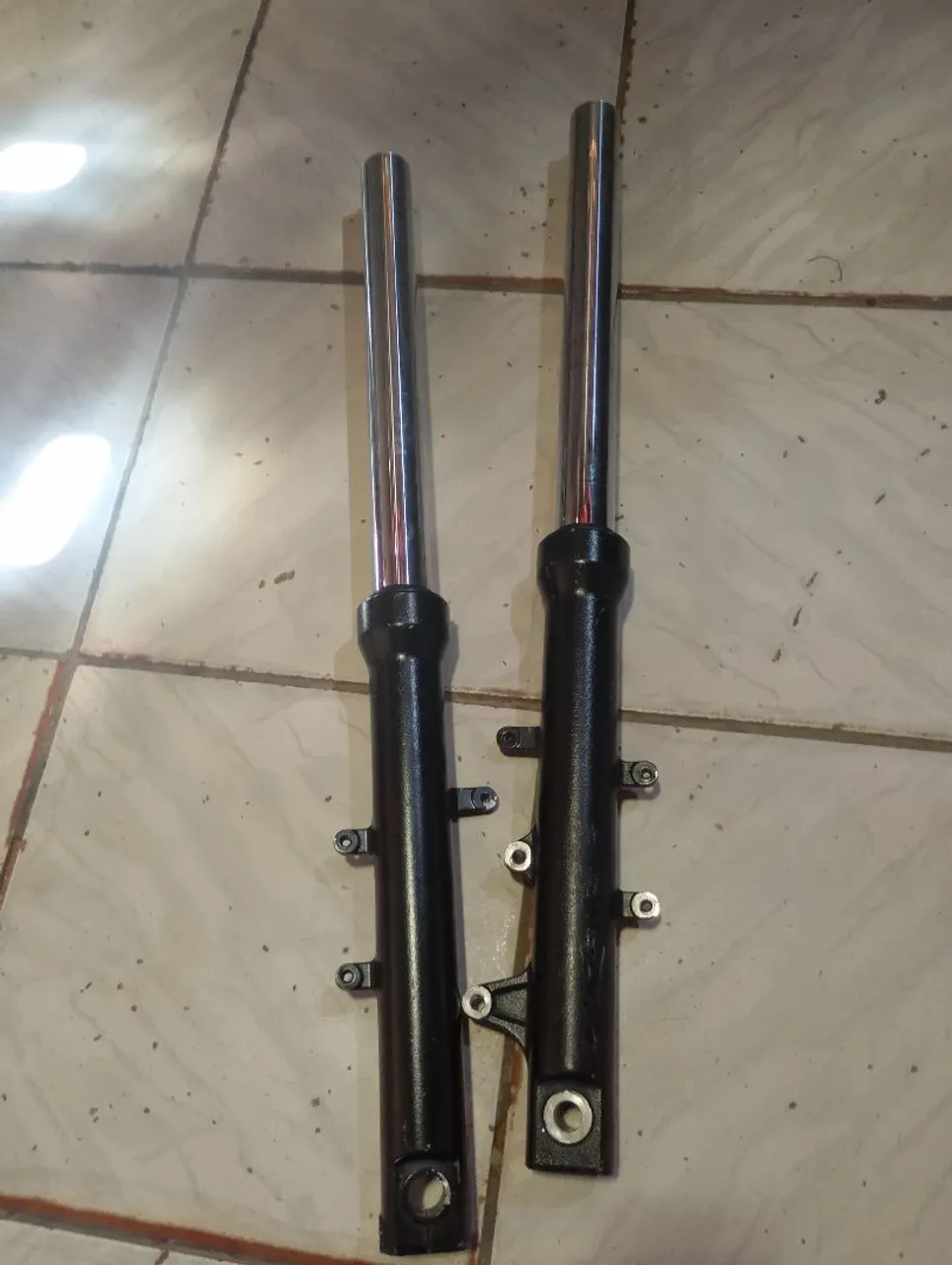 Bengalas de Suspensão Dianteira para Moto