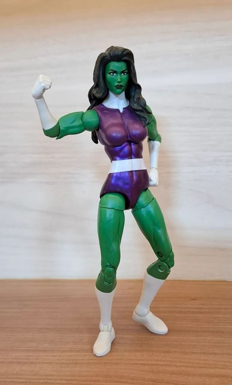 Marvel Legends 6" She Hulk A-Force Box SDCC (loose, como na foto) - Foto 3