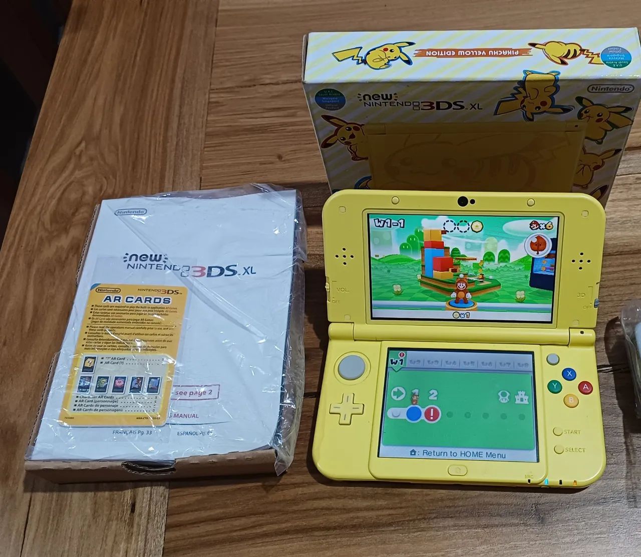 Nintendo New 3DS XL Pikachu Yellow Edition
