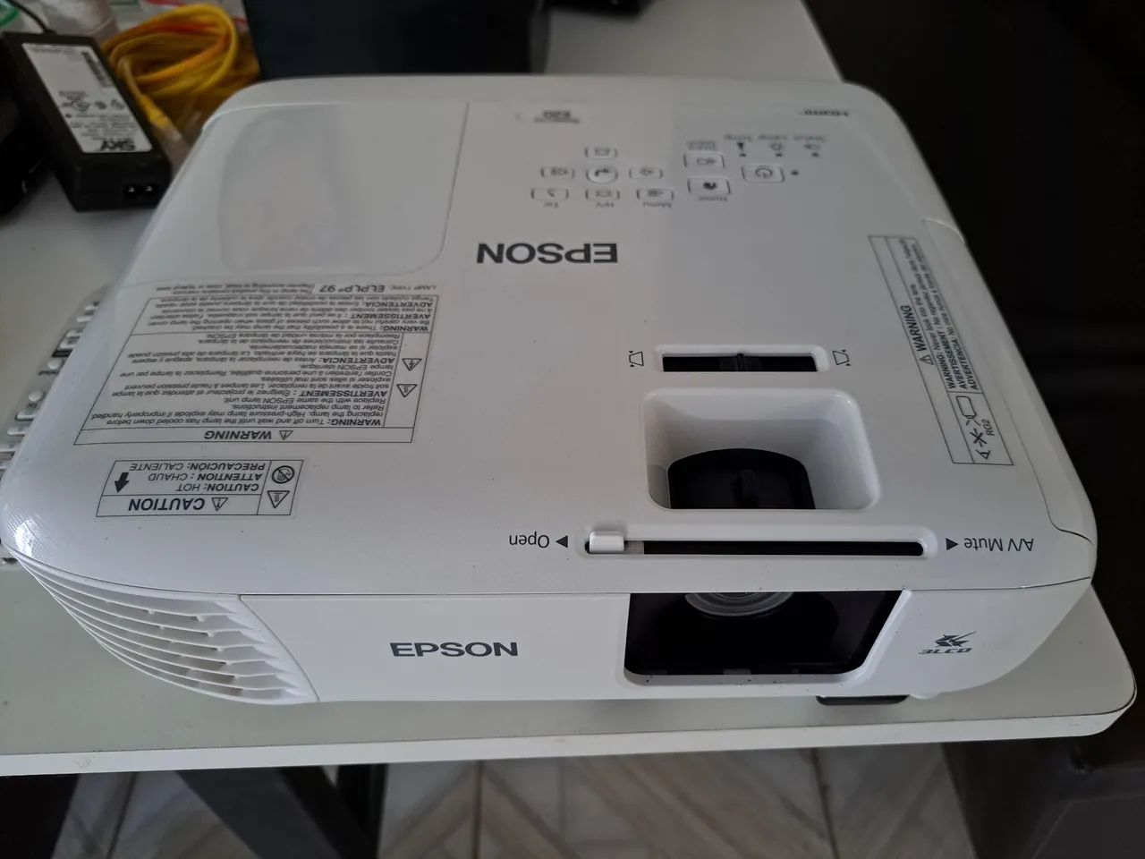 Projetor Epson E2064595627759235120