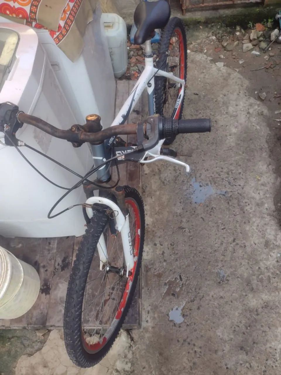 Vendo bike apenas colocar a corrente  - Foto 4