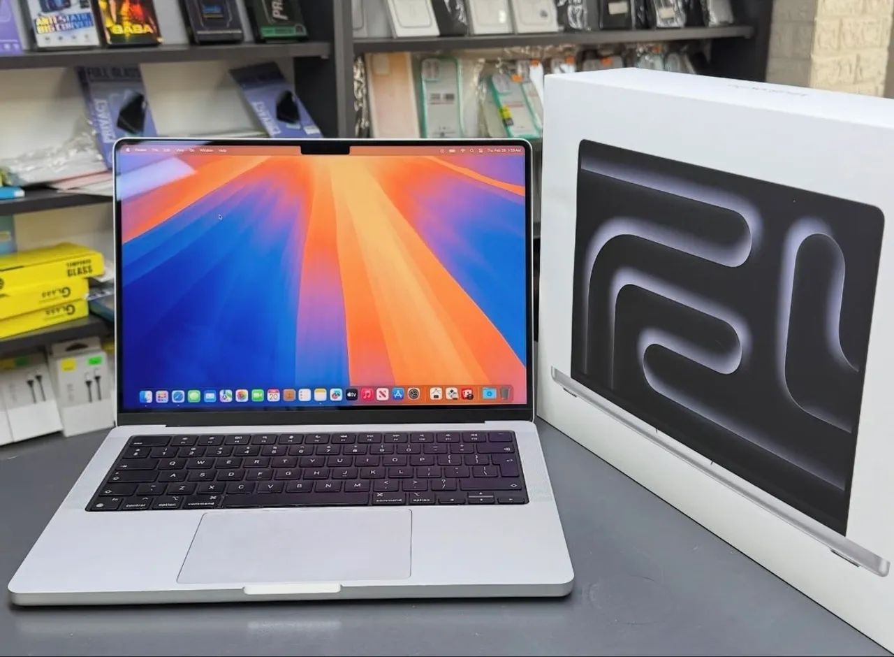 MacBook Pro M4 512 Gb 16 Ram NOVO - Notebooks - Zona Industrial