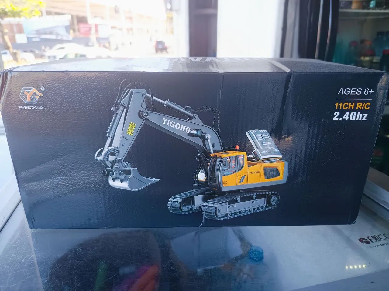 Mini Escavadeira de Controle Remoto 11 Canais- Yigong - Foto 6