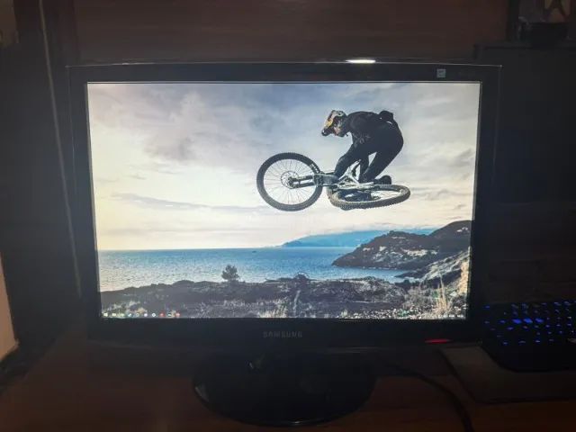Monitor Samsung 22 pol. - Foto 3
