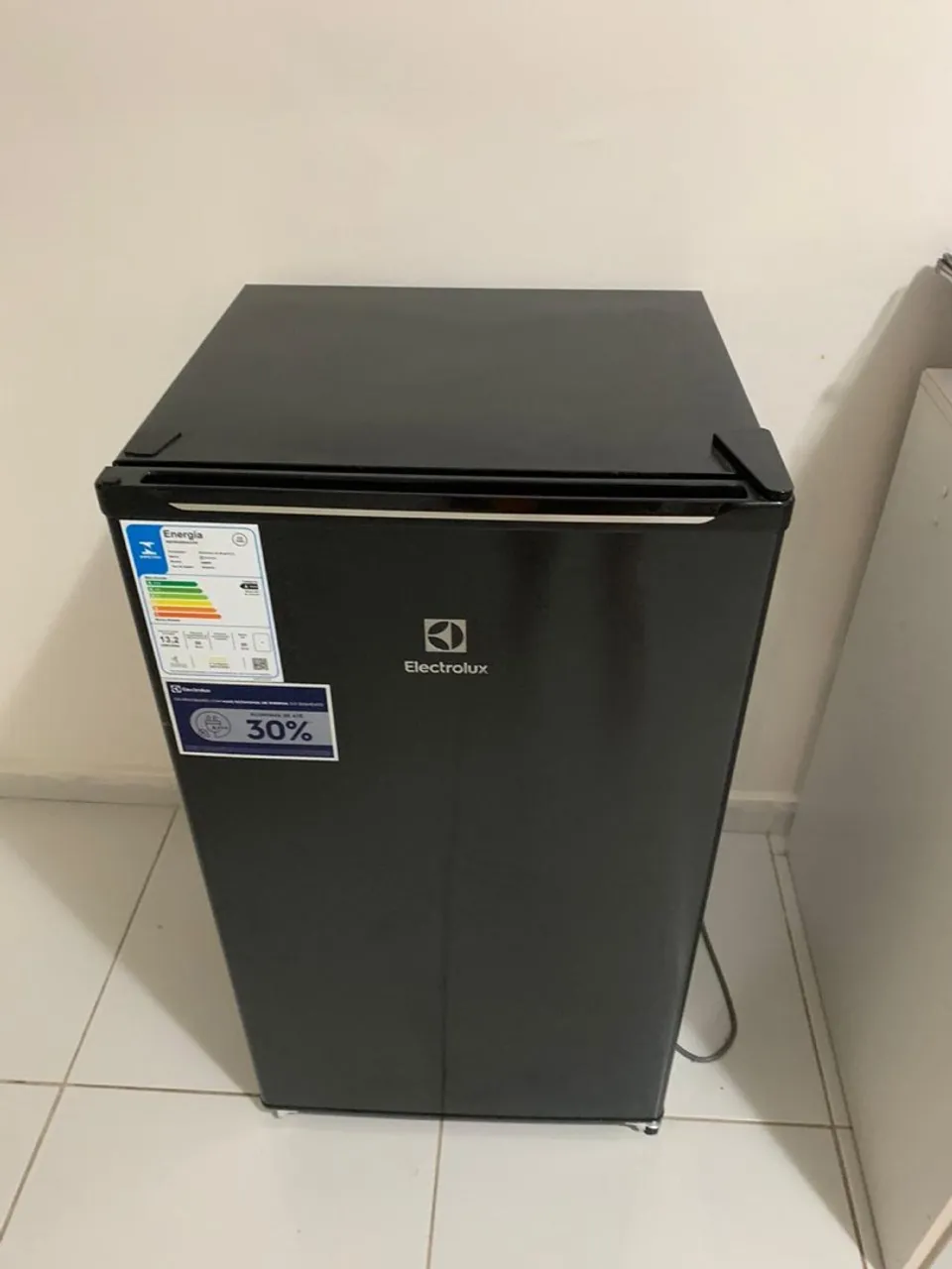 Frigobar Electrolux