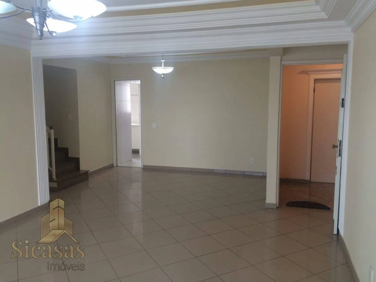 Apartamento à venda em Alphaville, Barueri, com 4 quartos sendo 3 suítes e 4 vagas por 2 m
